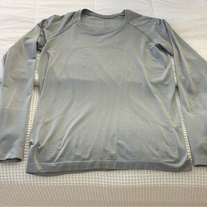 Lululemon crushed the distance long sleeve size 10